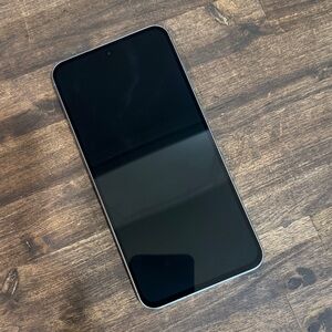 Black Samsung Smartphone